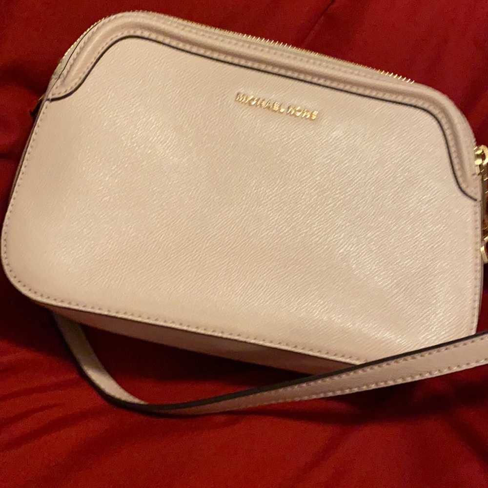 Like new crossbody